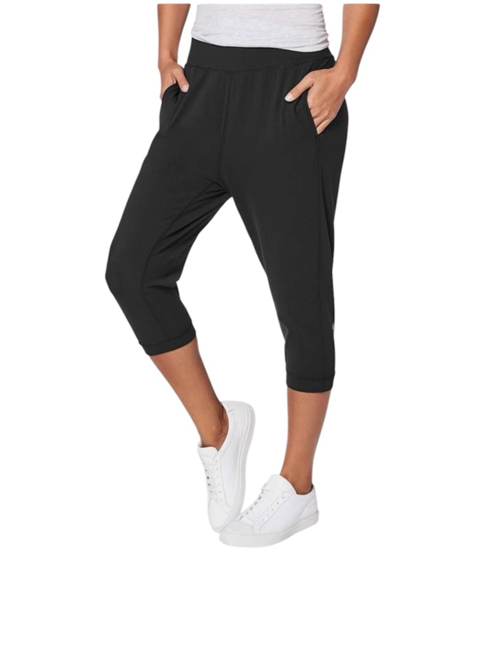 Lululemon Rejuvenate Heathered Black 18” Cropped Pants | Size 2